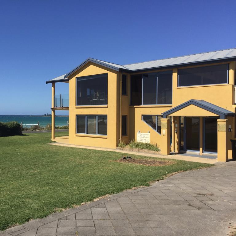 Horizons Beachfront Apartment Port Fairy Zimmer foto