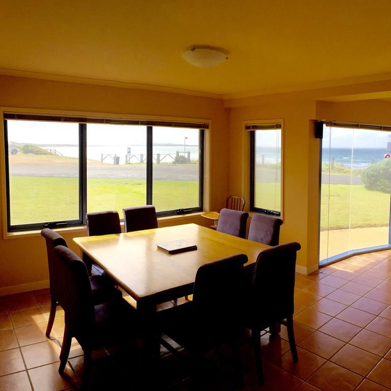 Horizons Beachfront Apartment Port Fairy Zimmer foto